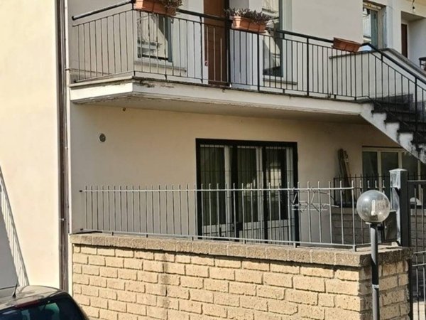 casa indipendente in vendita a Sutri
