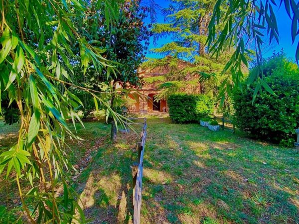 casa indipendente in vendita a Sutri