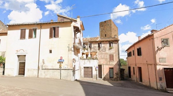 appartamento in vendita a Sutri