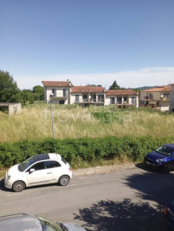 casa indipendente in vendita a Sutri