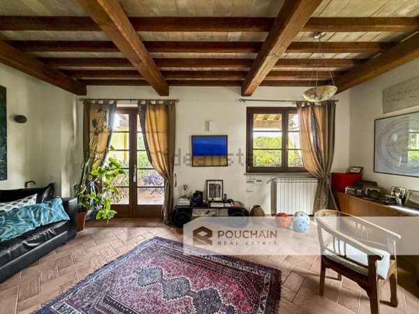 casa indipendente in vendita a Sutri
