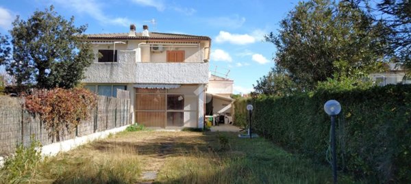 casa indipendente in vendita a Tarquinia in zona Marina Velca