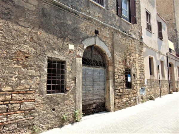 villa in vendita a Tarquinia