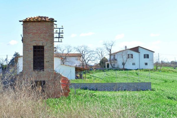 casa indipendente in vendita a Tarquinia