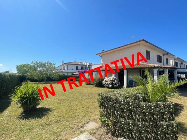 casa indipendente in vendita a Tarquinia in zona Marina Velca