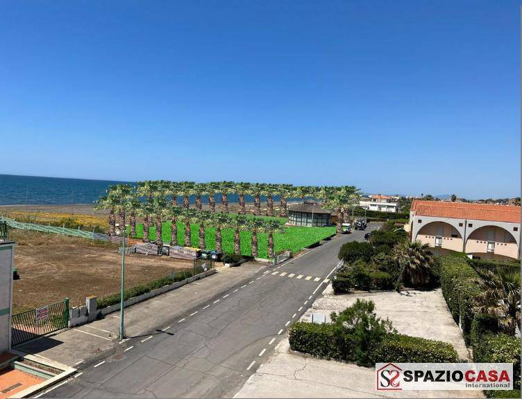 negozio in vendita a Tarquinia in zona Marina Velca
