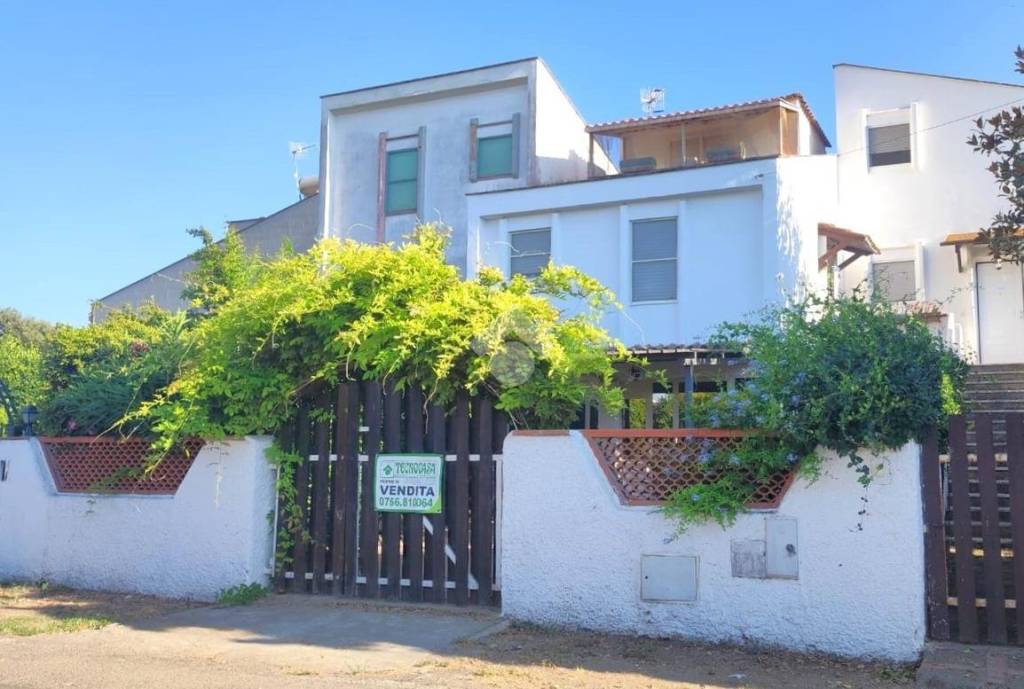 casa indipendente in vendita a Tarquinia in zona Marina Velca