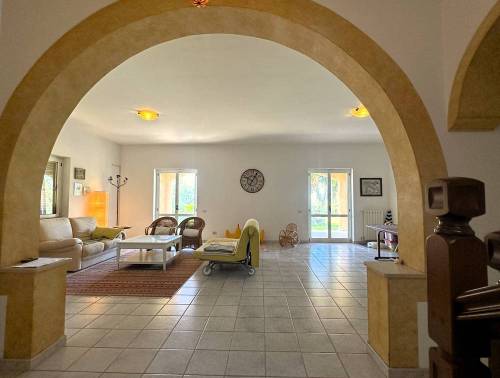 casa indipendente in vendita a Tarquinia