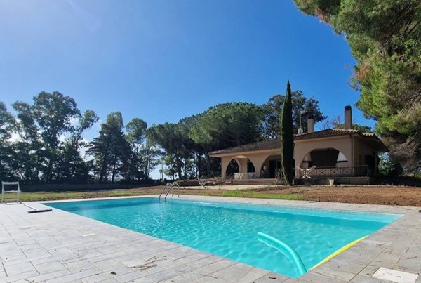casa indipendente in vendita a Tarquinia in zona Marina Velca