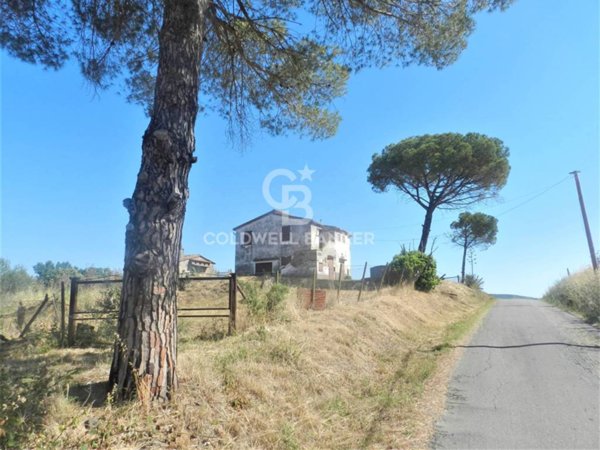 casa indipendente in vendita a Tarquinia