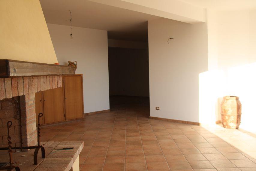 casa indipendente in vendita a Tarquinia