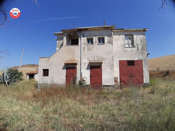 casa indipendente in vendita a Tarquinia