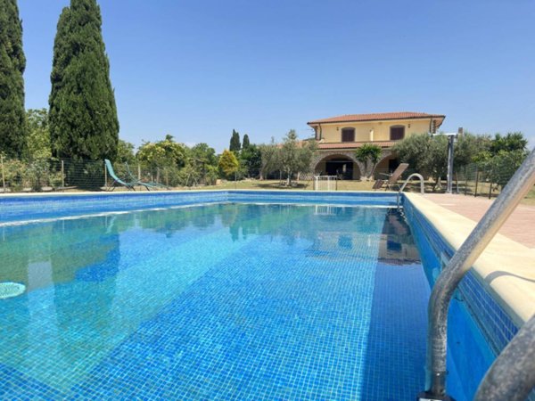 casa indipendente in vendita a Tarquinia
