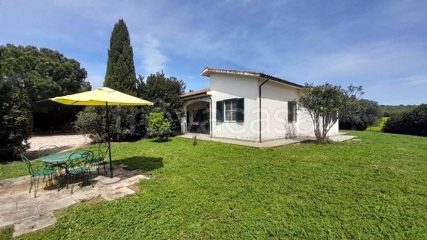 casa indipendente in vendita a Tarquinia
