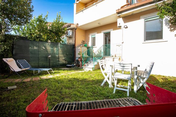 casa indipendente in vendita a Tarquinia in zona Marina Velca