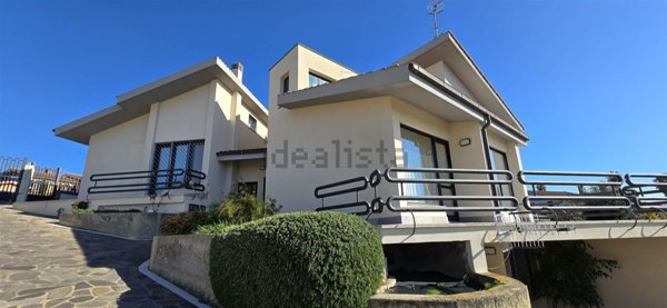 casa indipendente in vendita a Tarquinia