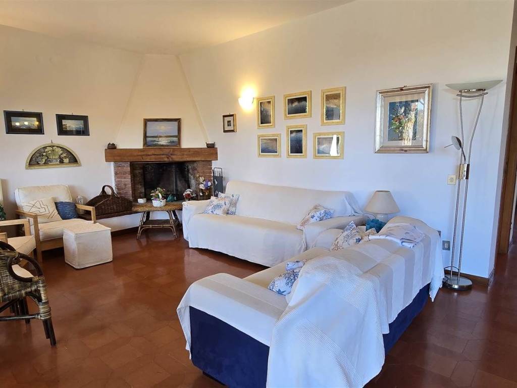 casa indipendente in vendita a Tarquinia in zona Marina Velca