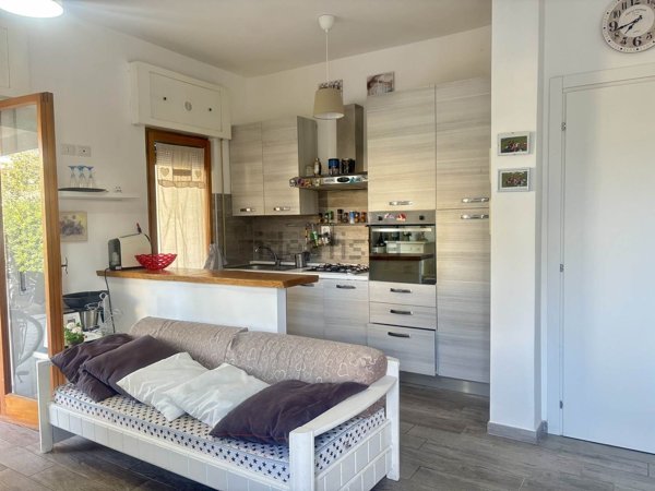 casa semindipendente in vendita a Tarquinia