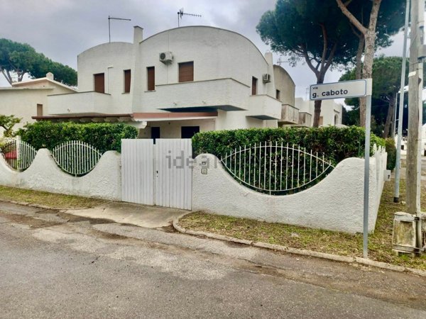 casa semindipendente in vendita a Tarquinia