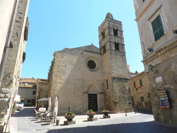 negozio in vendita a Tarquinia