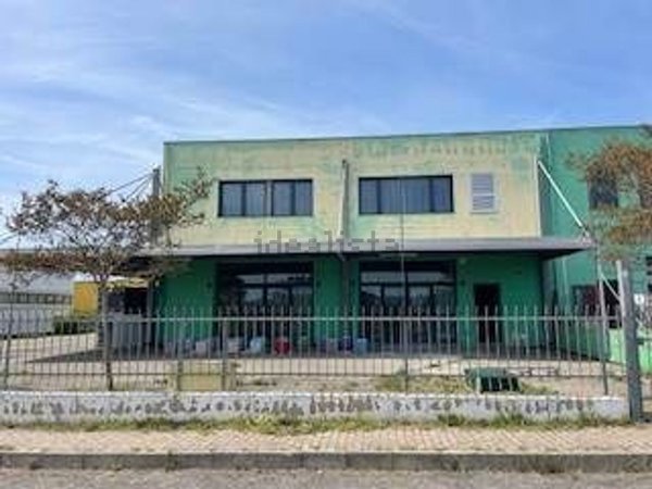 locale commerciale in vendita a Tarquinia