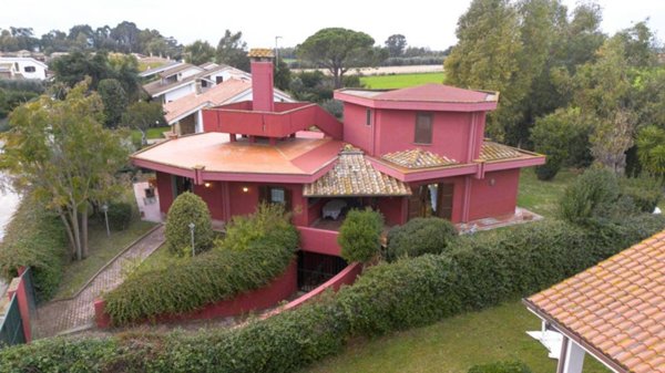 casa indipendente in vendita a Tarquinia in zona Marina Velca