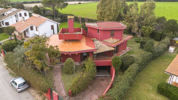 casa indipendente in vendita a Tarquinia in zona Marina Velca