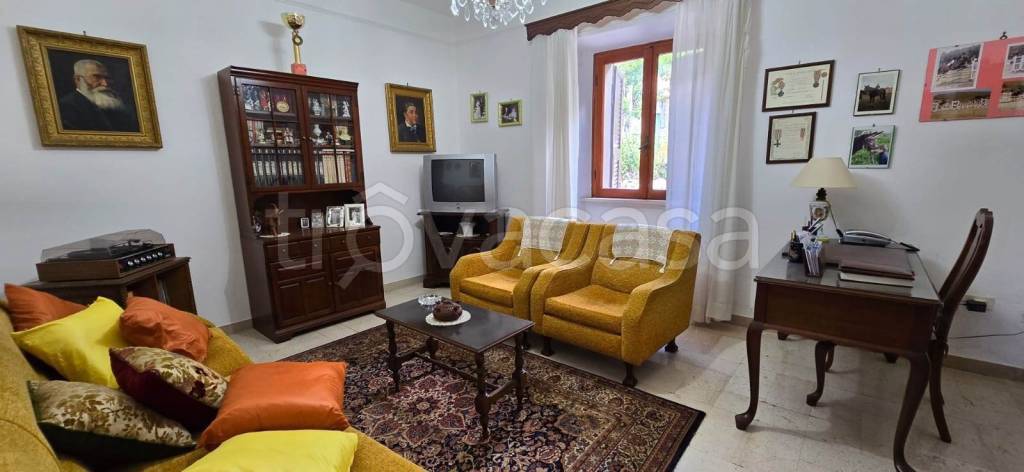 casa indipendente in vendita a Tarquinia