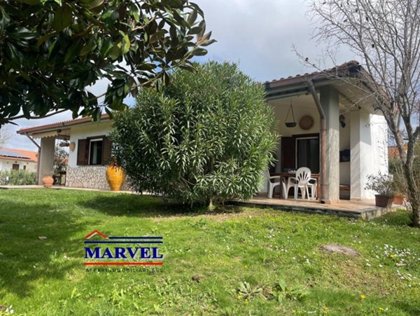 casa indipendente in vendita a Tarquinia in zona Marina Velca