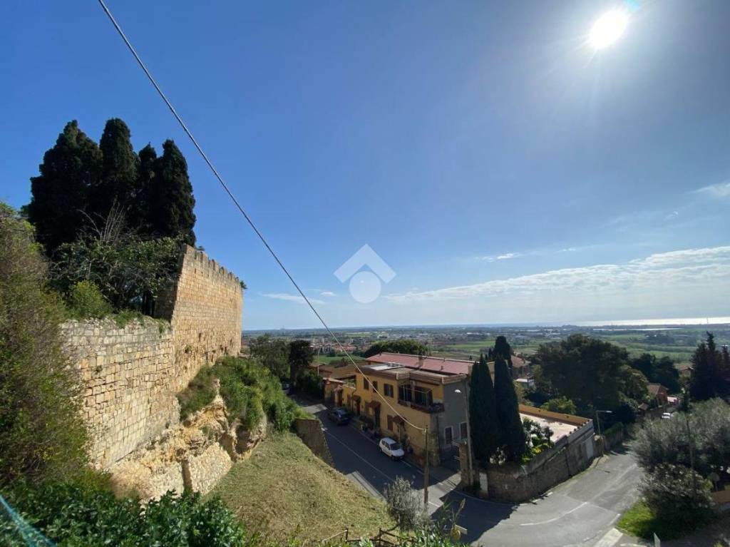 appartamento in vendita a Tarquinia