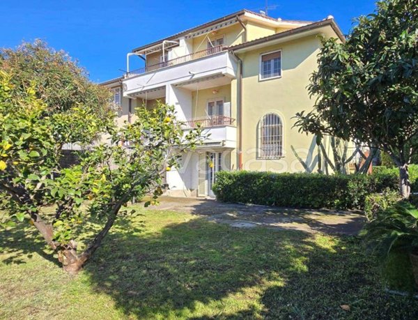 casa indipendente in vendita a Tarquinia
