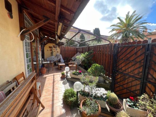 casa indipendente in vendita a Tarquinia