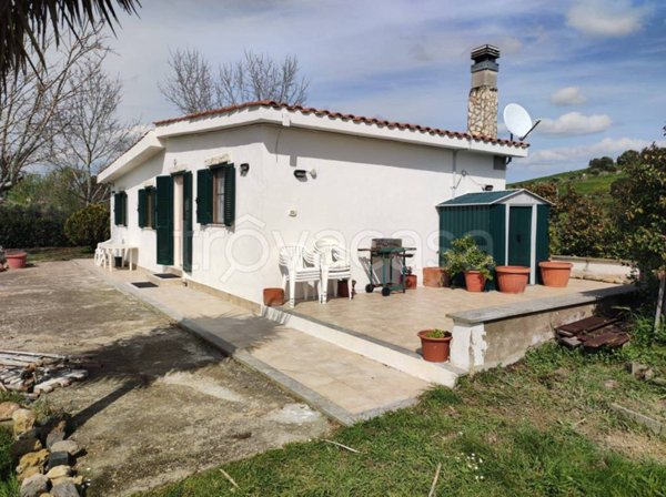 casa indipendente in vendita a Tarquinia