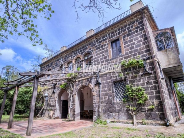 casa indipendente in vendita a Tarquinia