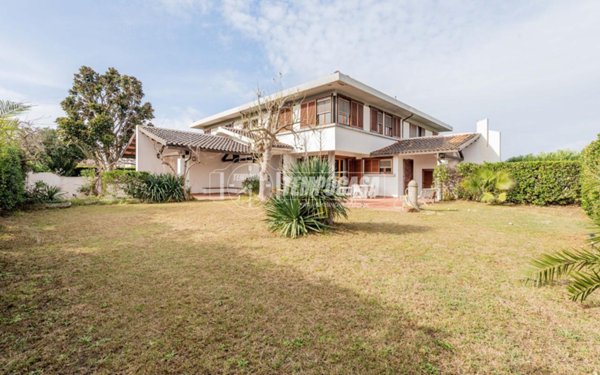 casa indipendente in vendita a Tarquinia