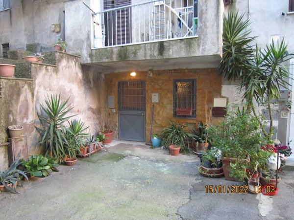 locale di sgombero in vendita a Tarquinia