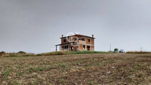 casa indipendente in vendita a Tarquinia