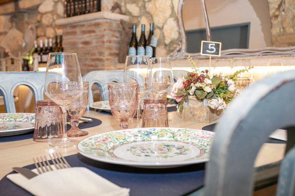 negozio in vendita a Tarquinia
