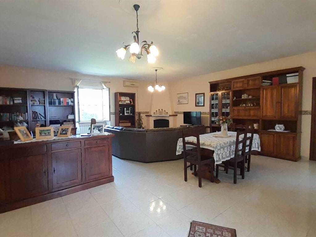 casa indipendente in vendita a Tarquinia