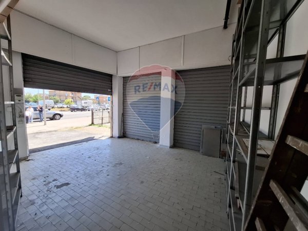 locale commerciale in vendita a Tarquinia