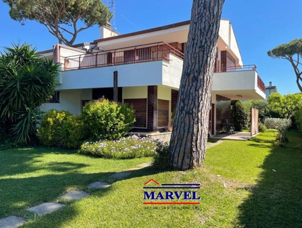 casa indipendente in vendita a Tarquinia in zona Marina Velca