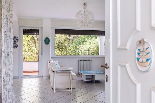 casa indipendente in vendita a Tarquinia in zona Marina Velca