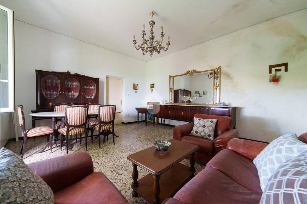 casa indipendente in vendita a Tarquinia