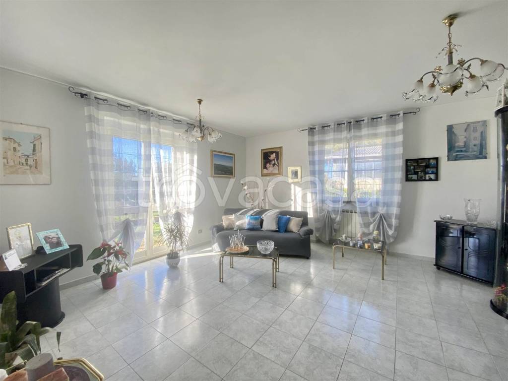 casa indipendente in vendita a Tarquinia