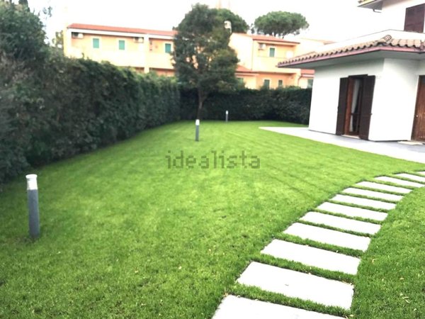 casa indipendente in vendita a Tarquinia in zona Marina Velca