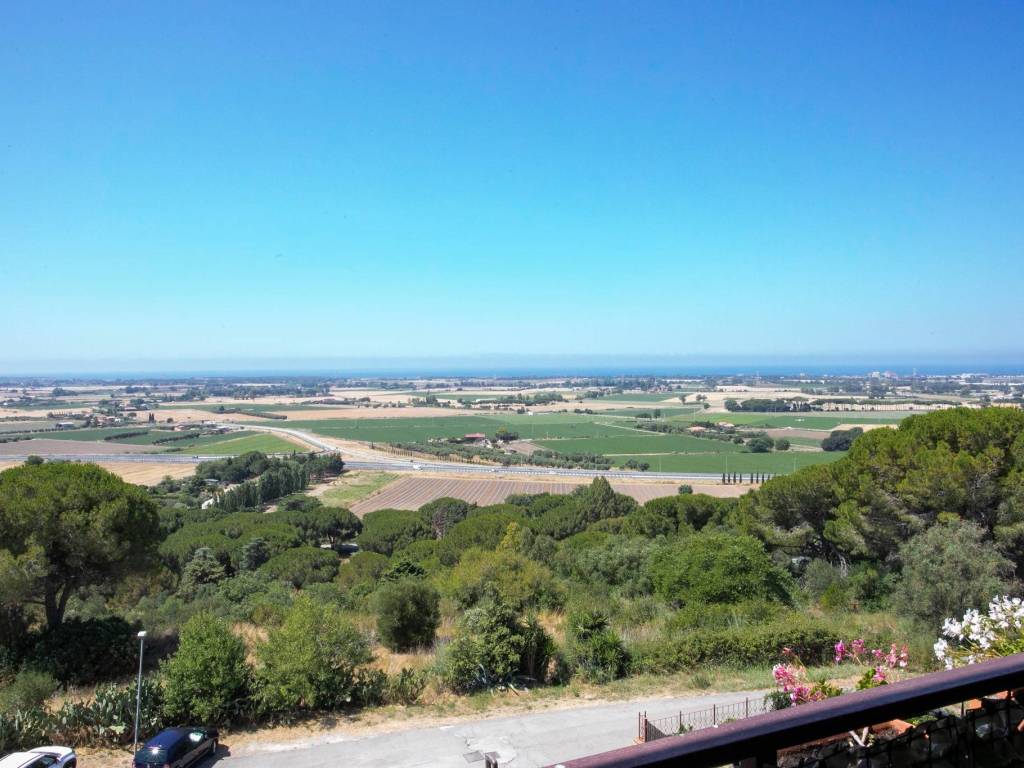 appartamento in vendita a Tarquinia