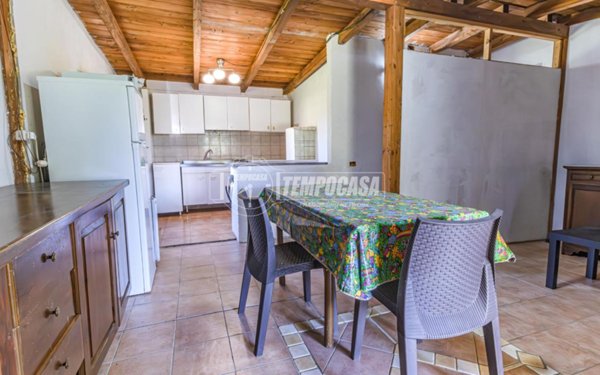 casa indipendente in vendita a Tarquinia