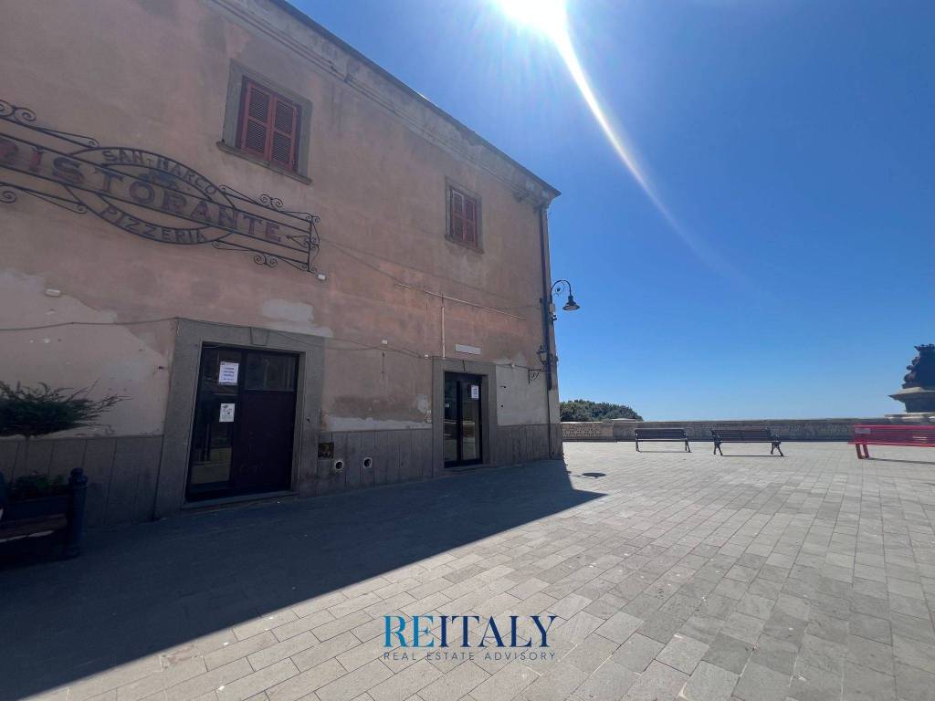 intera palazzina in vendita a Tarquinia