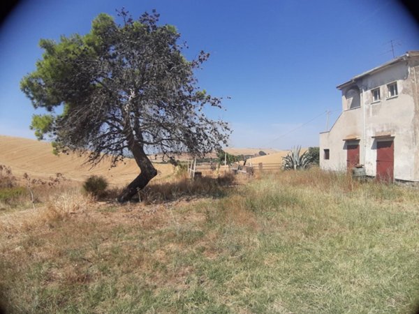 casa indipendente in vendita a Tarquinia