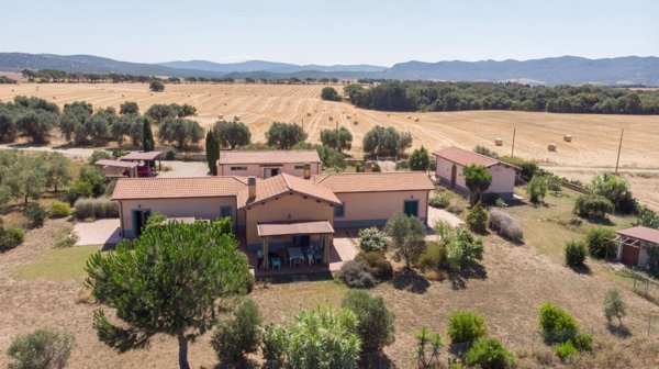 casa indipendente in vendita a Tarquinia